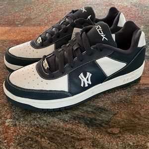 Yankees MLB Clubhouse Retro shoes